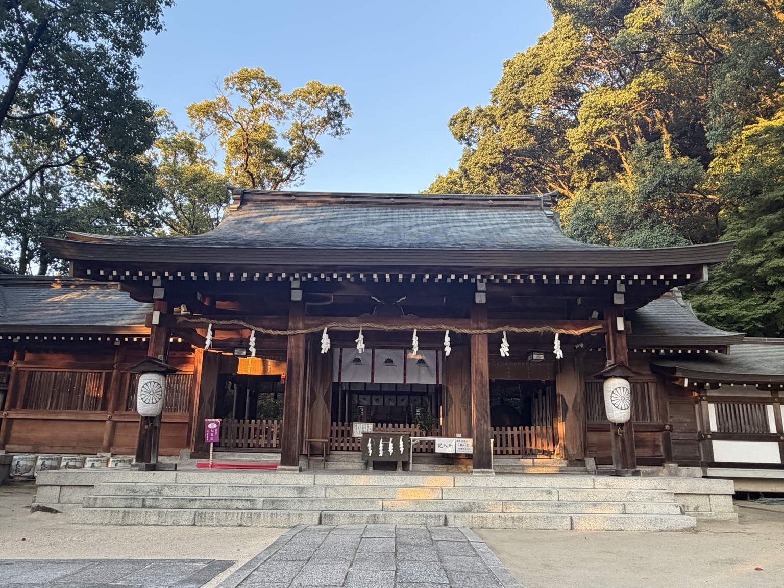 四條畷神社の拝殿